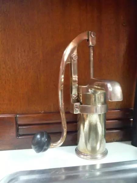 1980 Corbin 39 Aft Cockpit Cutter