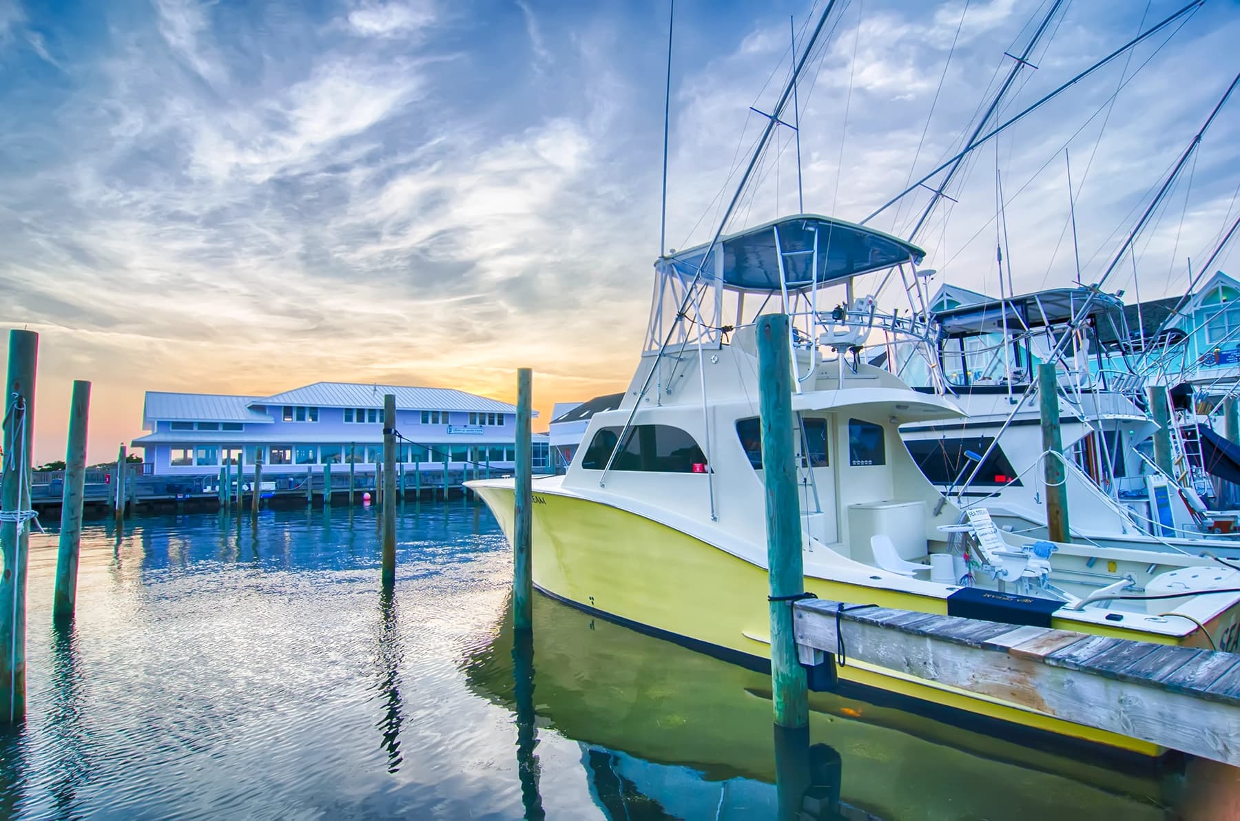 Luxury yacht at sunset - Tampa Yacht Sales